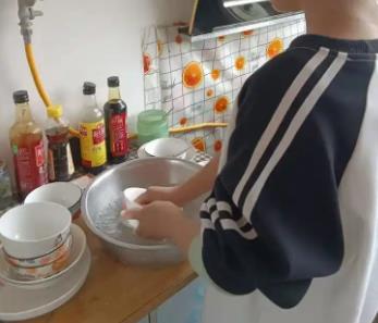 商洛帮妈妈做家务的收获有哪些？